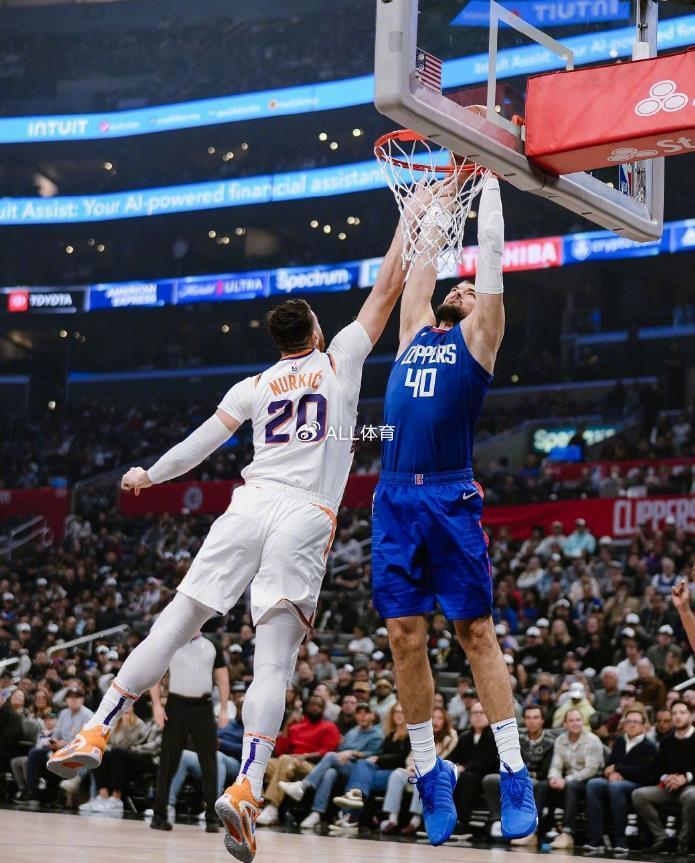 快船大胜太阳，取得连胜