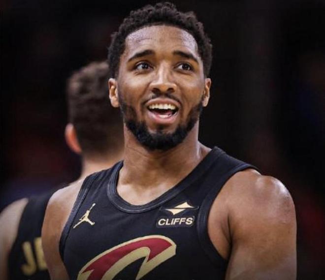 关于活塞客场擒猛龙，取得五连胜的信息