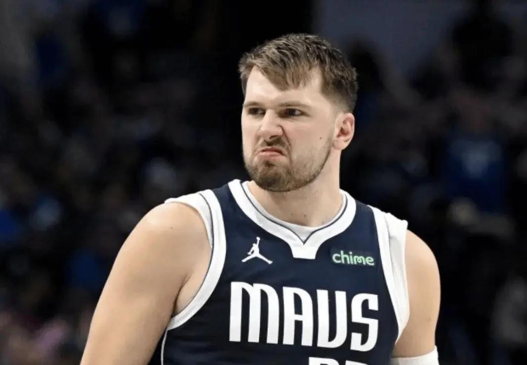 独行侠大胜奇才，东契奇表现出色。的简单介绍