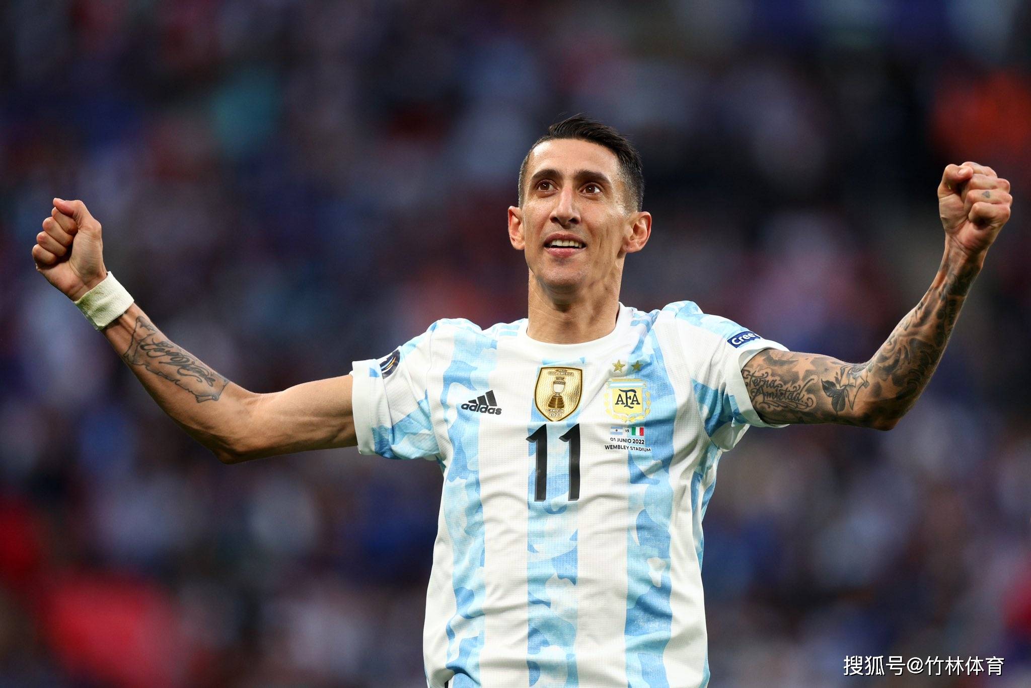 包含阿根廷绝地反击西班牙，迪马利亚爆发神勇的词条