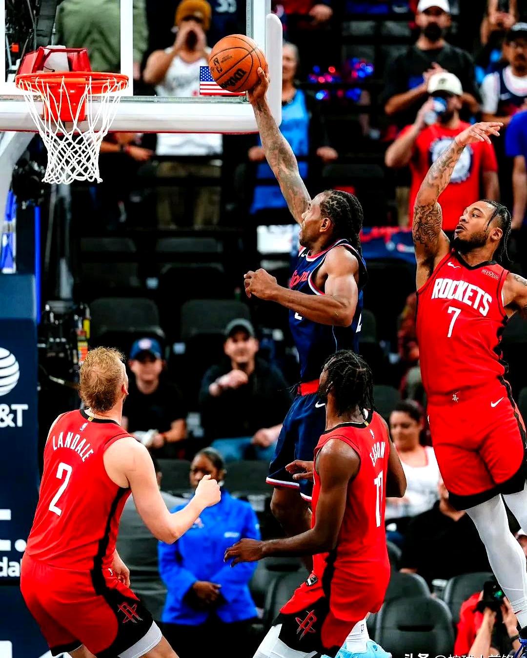 马刺逆转快船，拉文扛起全队