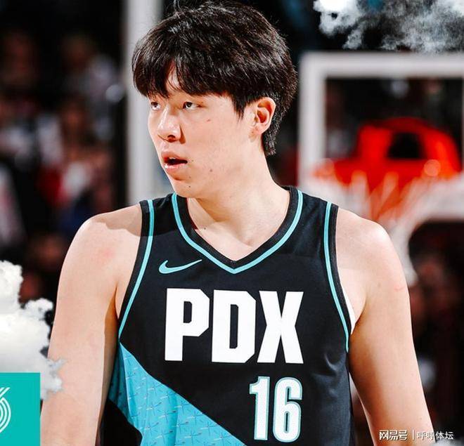 魔术完胜太阳，易建联关键制胜