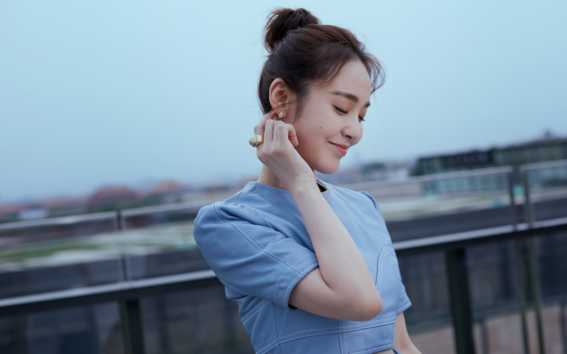 开云体育中国-铁血长城前的孤胆英雄，当乌拉圭的浪潮吞没葡萄牙，皮克如何定义年度焦点之战