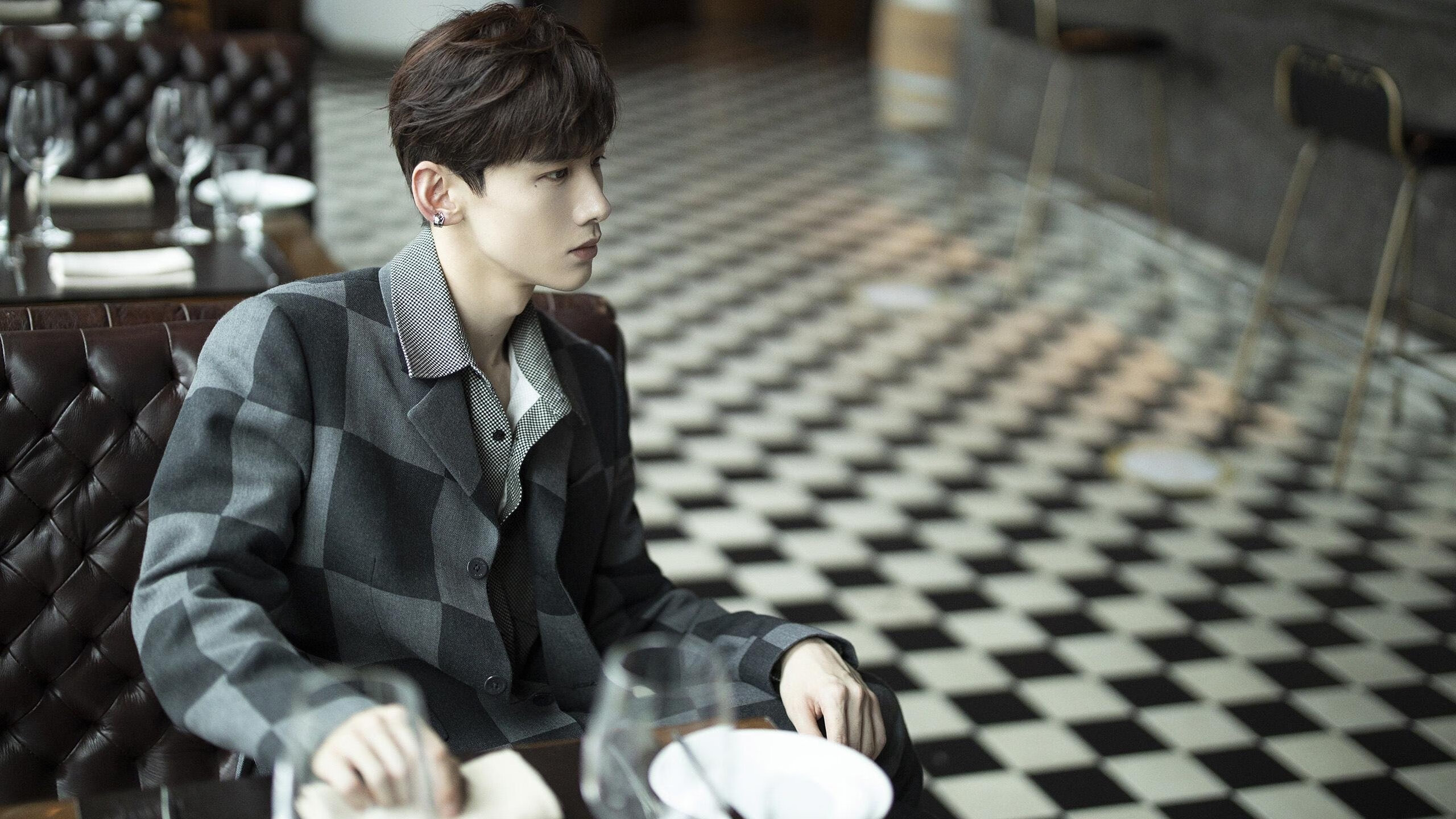 交叉时刻，当快船淘汰活塞的余波中，爱德华兹在西甲国家德比宣告新生