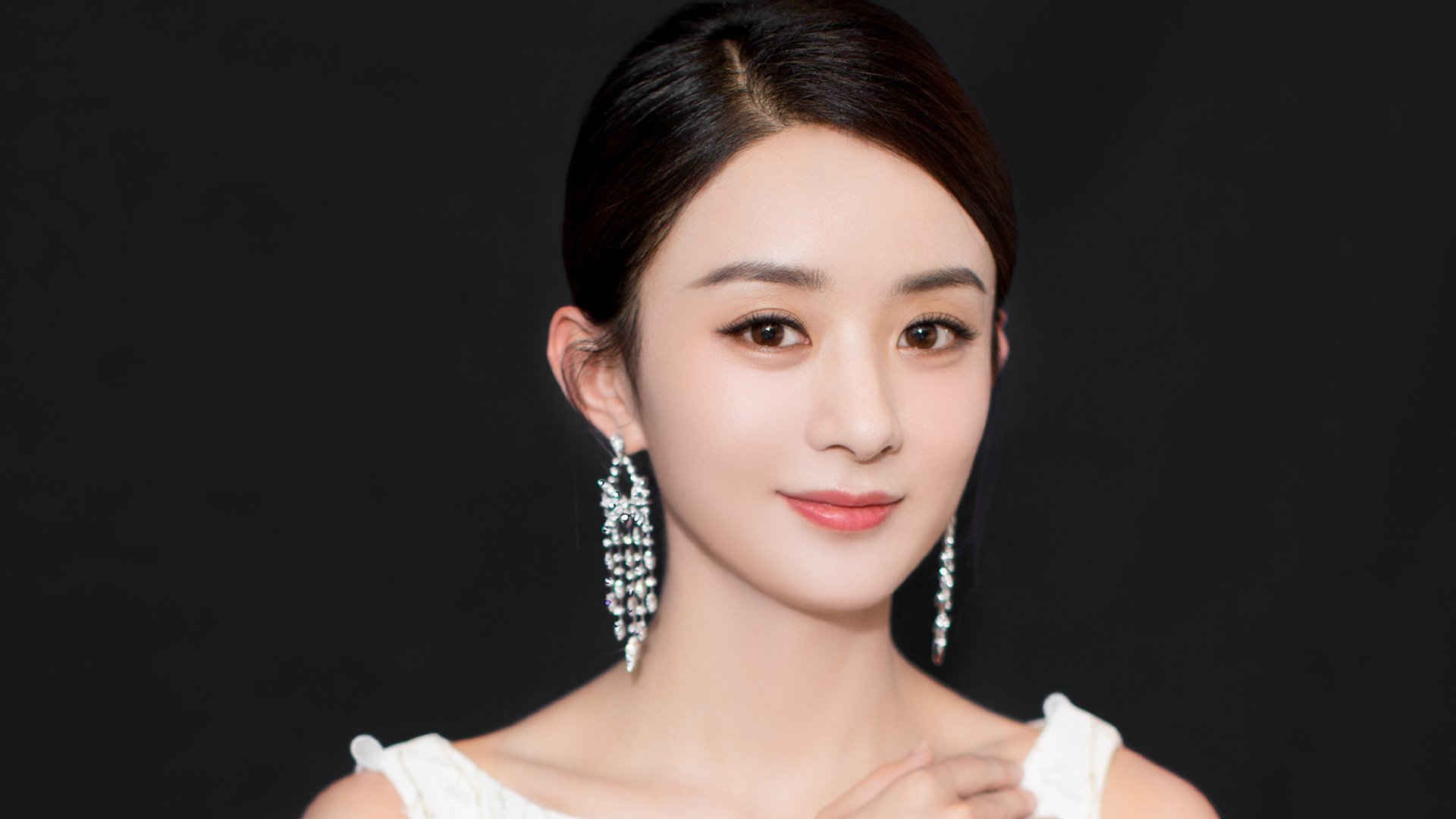 莫兰特防守端锁死对手，辽宁队强压掘金，篮球防守艺术的跨域对话